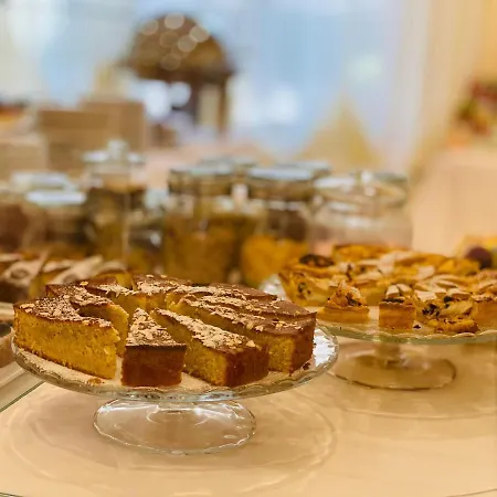 ホテル Cannes - In Pieno Centro 3*