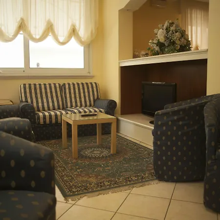 Cannes - In Pieno Centro 3*