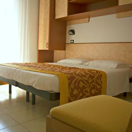 Cannes - In Pieno Centro 3* リッチョーネ