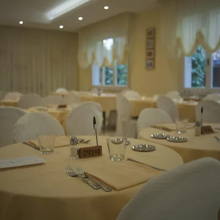 Hotel Cannes - In Pieno Centro