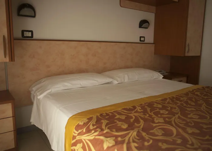 Hotel Cannes - In Pieno Centro