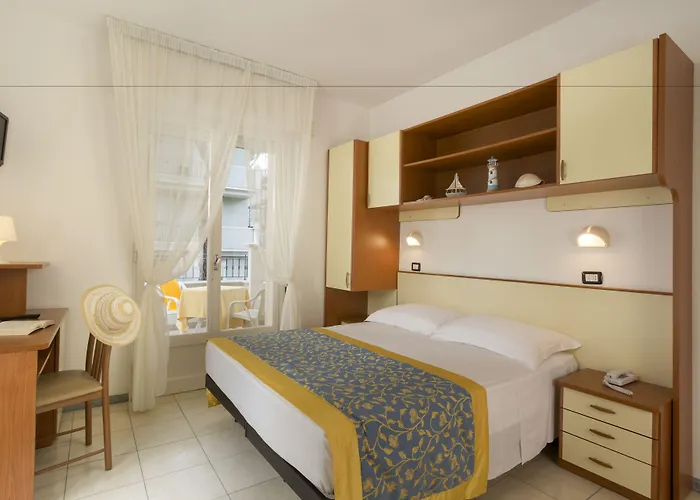 Hotel Cannes - In Pieno Centro