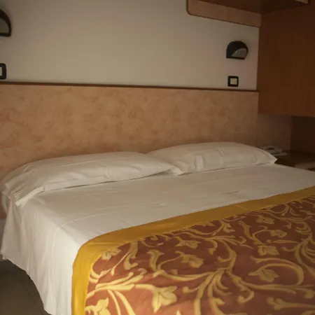 Ξενοδοχείο Cannes - In Pieno Centro