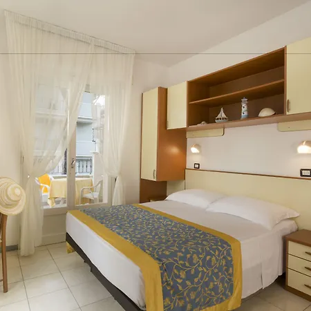 Ξενοδοχείο Cannes - In Pieno Centro