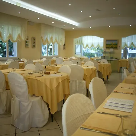 Cannes - In Pieno Centro 3*