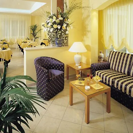 Cannes - In Pieno Centro 3*