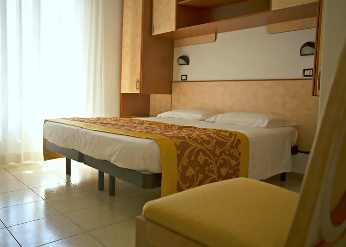 Cannes - In Pieno Centro 3* Riccione