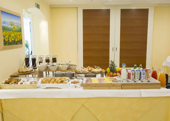 Cannes - In Pieno Centro Hotel Riccione